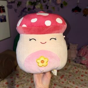 8” sakina the mushroom squishmallow